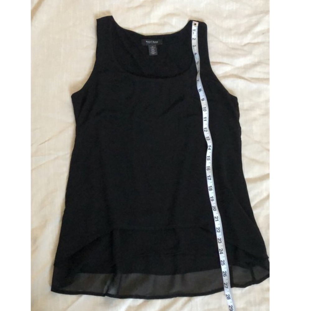 White House Black Market Classic Tank